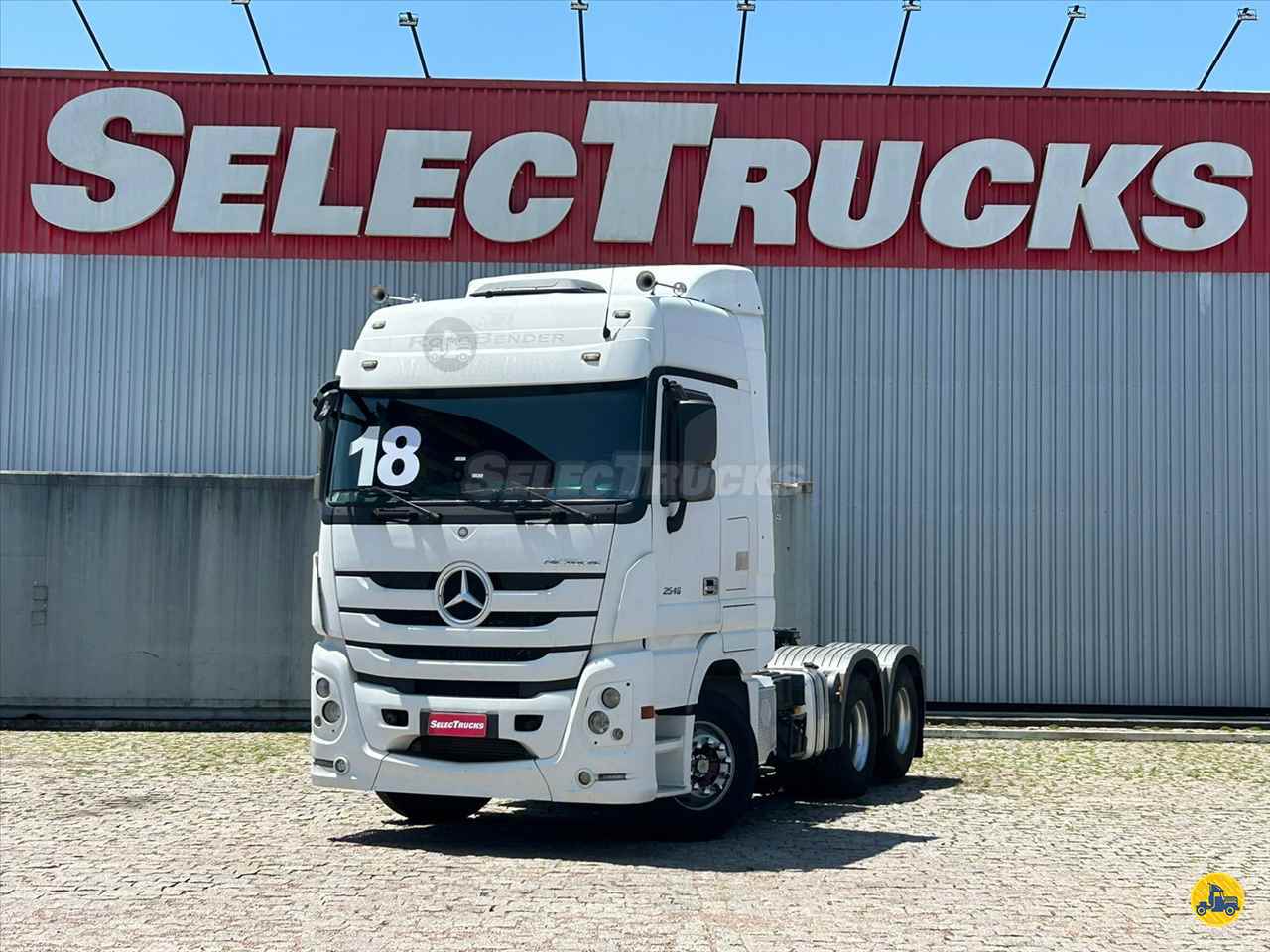 MB 2546 de SelecTrucks -  Curitiba PR